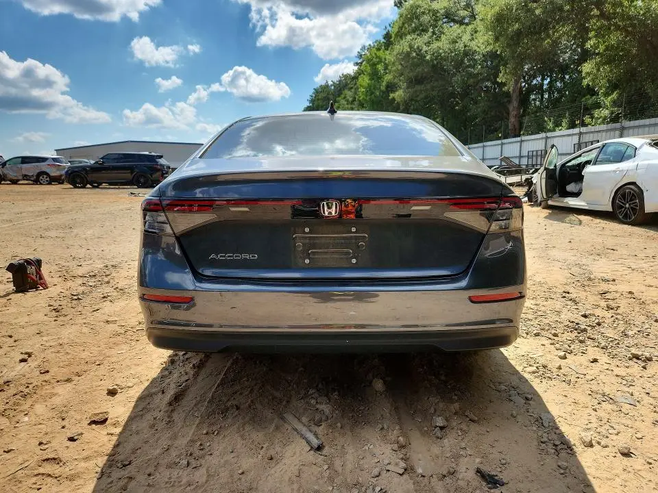 2024 HONDA ACCORD EX  