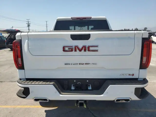 2025 GMC SIERRA   