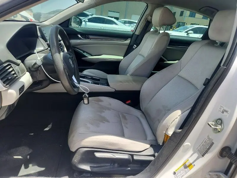 2020 HONDA ACCORD LX  