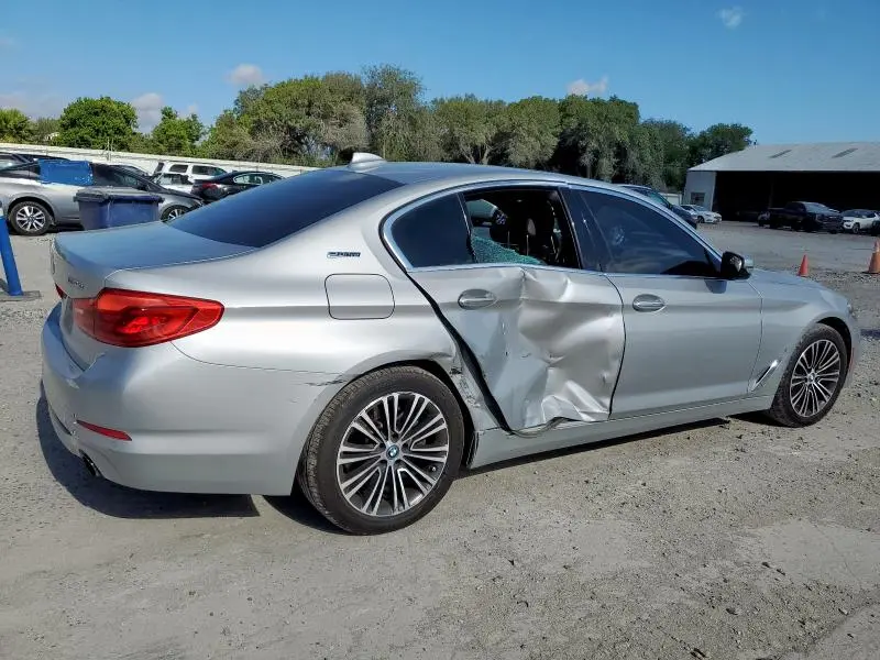 2018 BMW 530E   