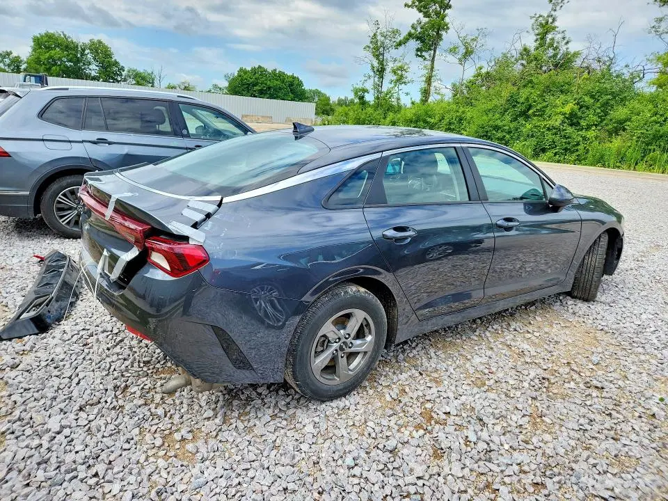 2022 KIA K5 LXS  