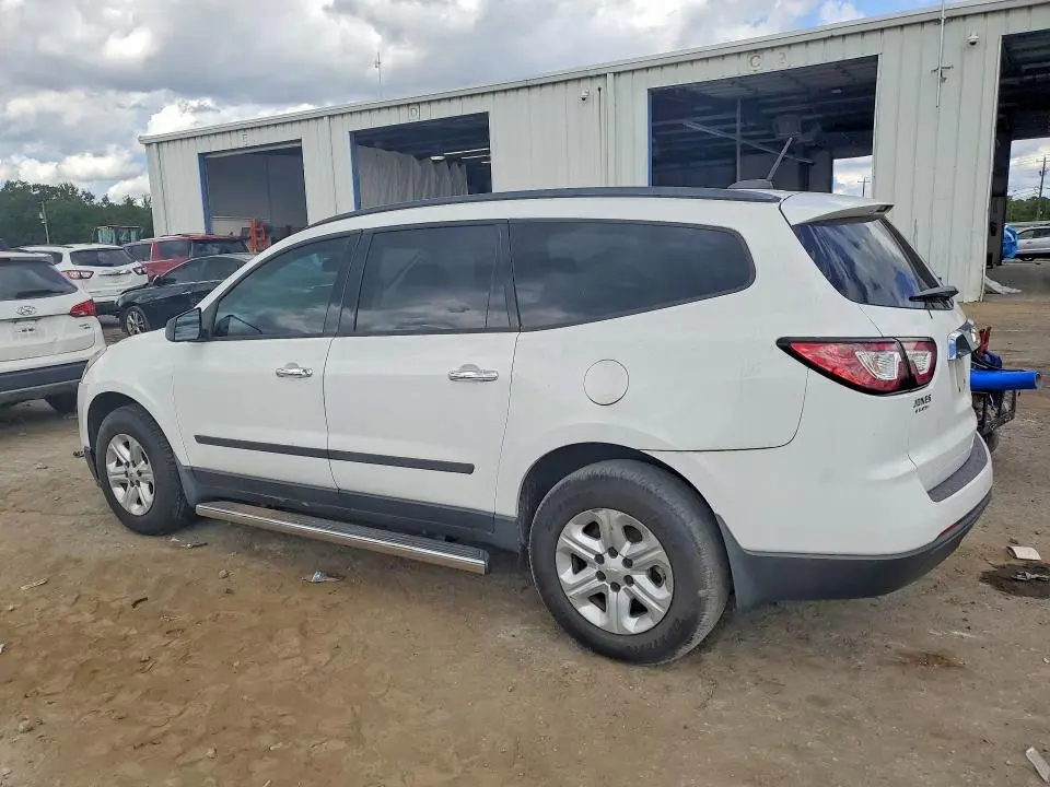2016 CHEVROLET TRAVERSE LS  