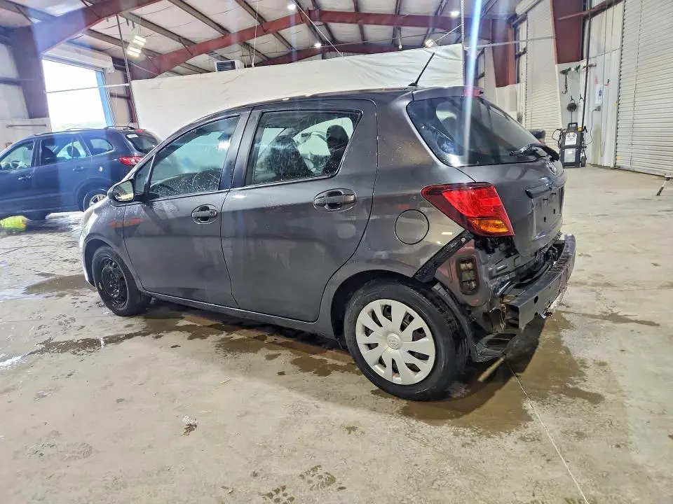 2017 TOYOTA YARIS 5-DOOR L FLEET  