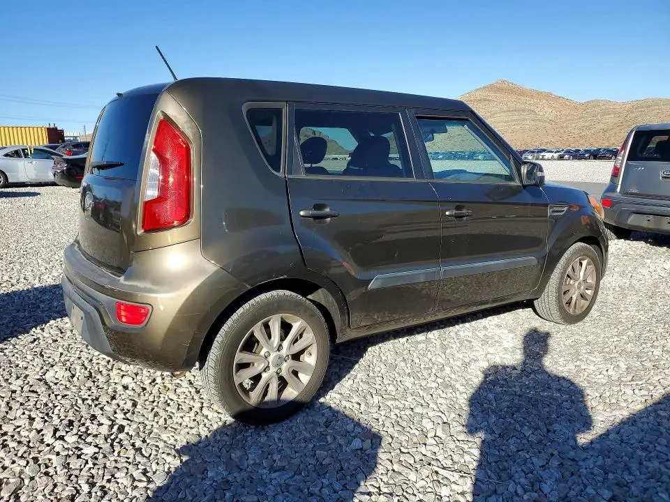 2012 KIA SOUL +  