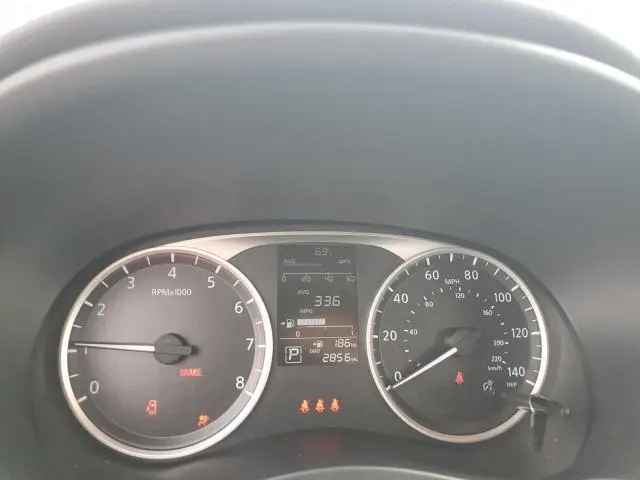 2024 NISSAN KICKS S  