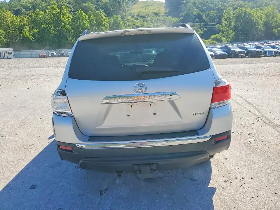 2012 TOYOTA HIGHLANDER LIMITED  
