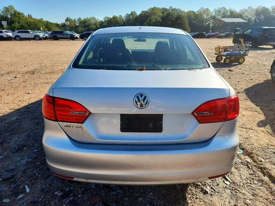 2014 VOLKSWAGEN JETTA BASE  