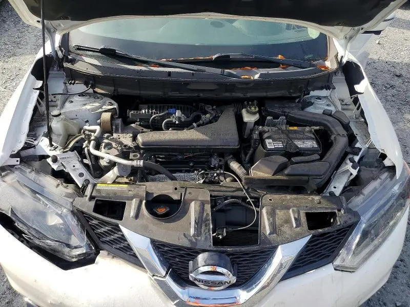 2016 NISSAN ROGUE SV  