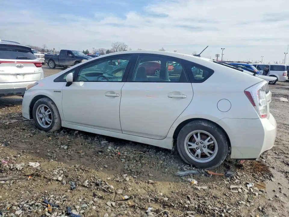 2010 TOYOTA PRIUS II  
