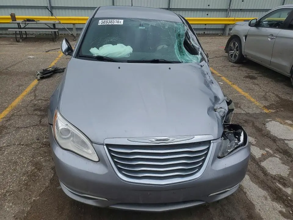 2014 CHRYSLER 200 LIMITED  
