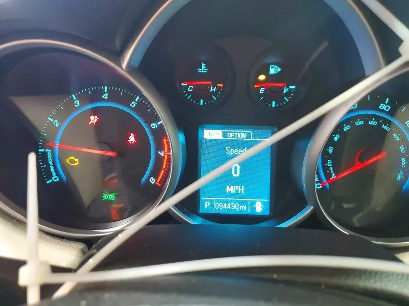 2013 CHEVROLET CRUZE LS  