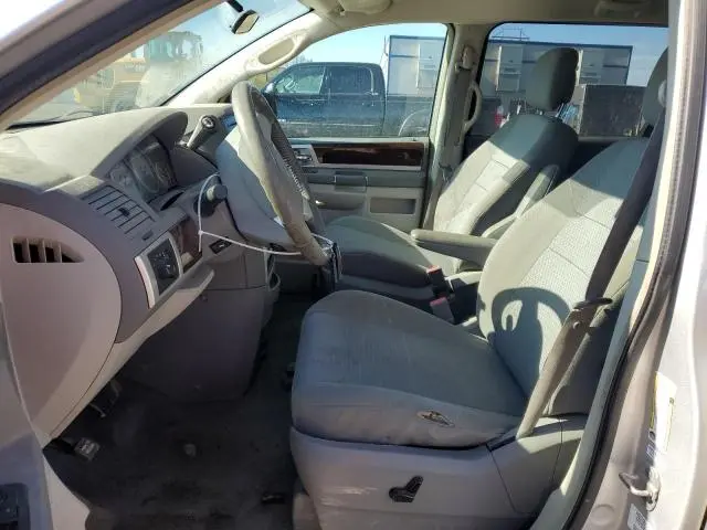 2010 CHRYSLER TOWN & COUNTRY TOURING  