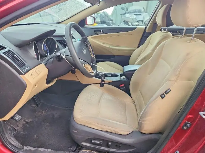 2011 HYUNDAI SONATA GLS  