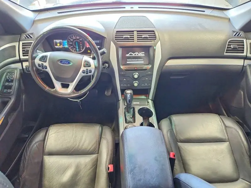 2015 FORD EXPLORER XLT  