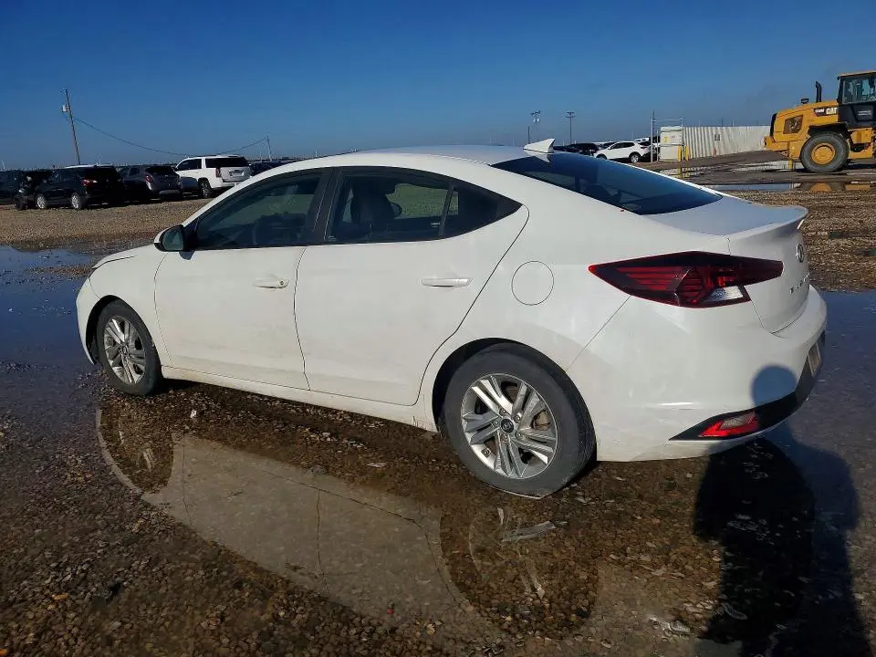 2020 HYUNDAI ELANTRA SEL  