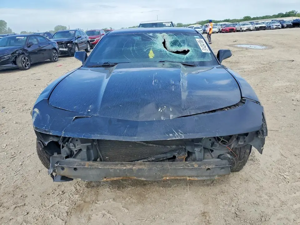 2011 CHEVROLET CAMARO LT  