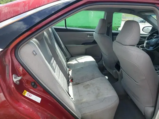2015 TOYOTA CAMRY LE  