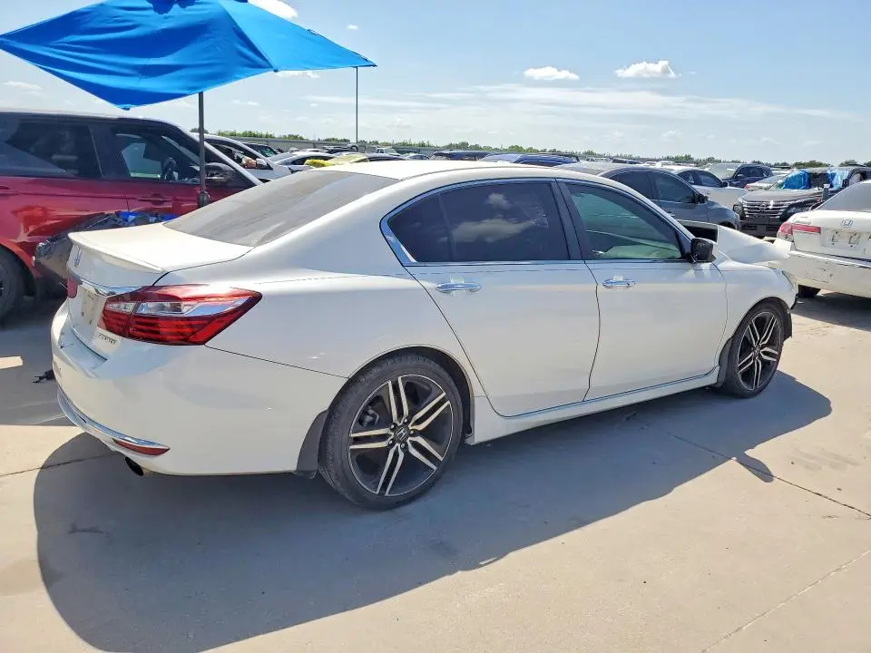 2017 HONDA ACCORD SPORT  