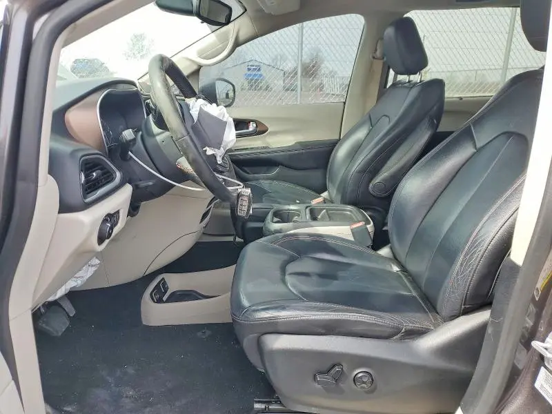 2017 CHRYSLER PACIFICA TOURING L  