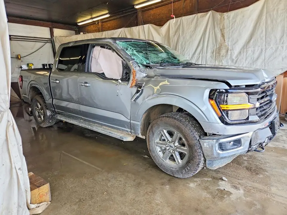 2025 FORD F150 XLT  