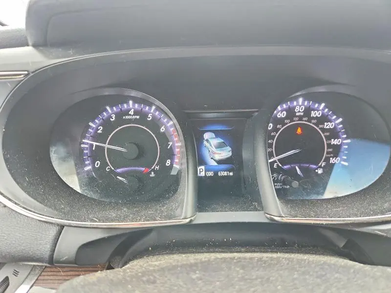 2015 TOYOTA AVALON XLE  