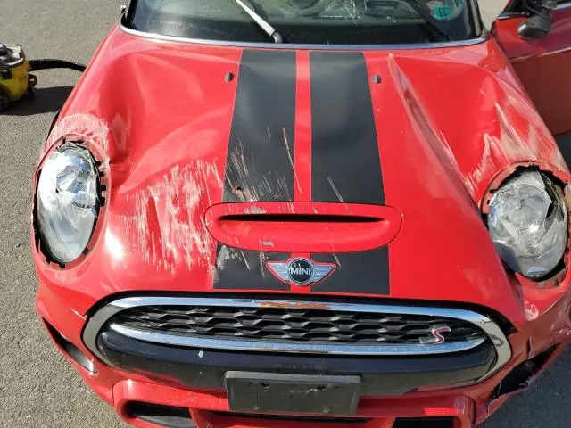 2016 MINI COOPER S  