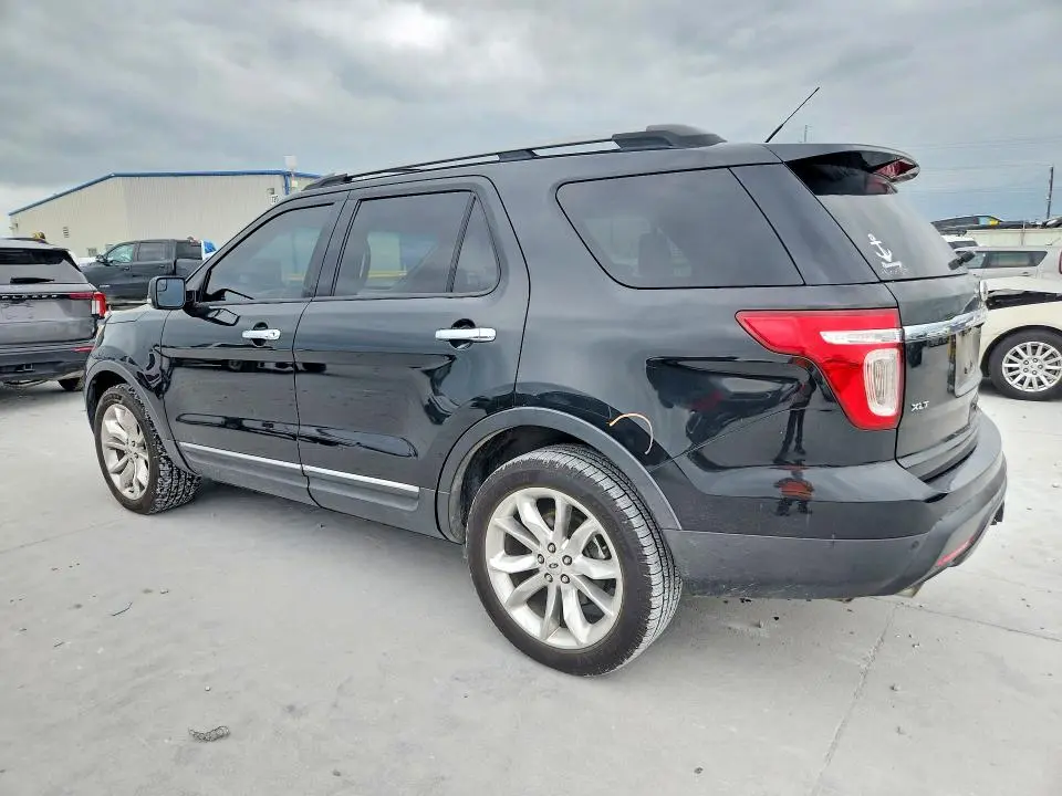 2013 FORD EXPLORER XLT  