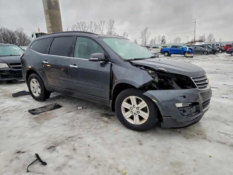 2013 CHEVROLET TRAVERSE LT  