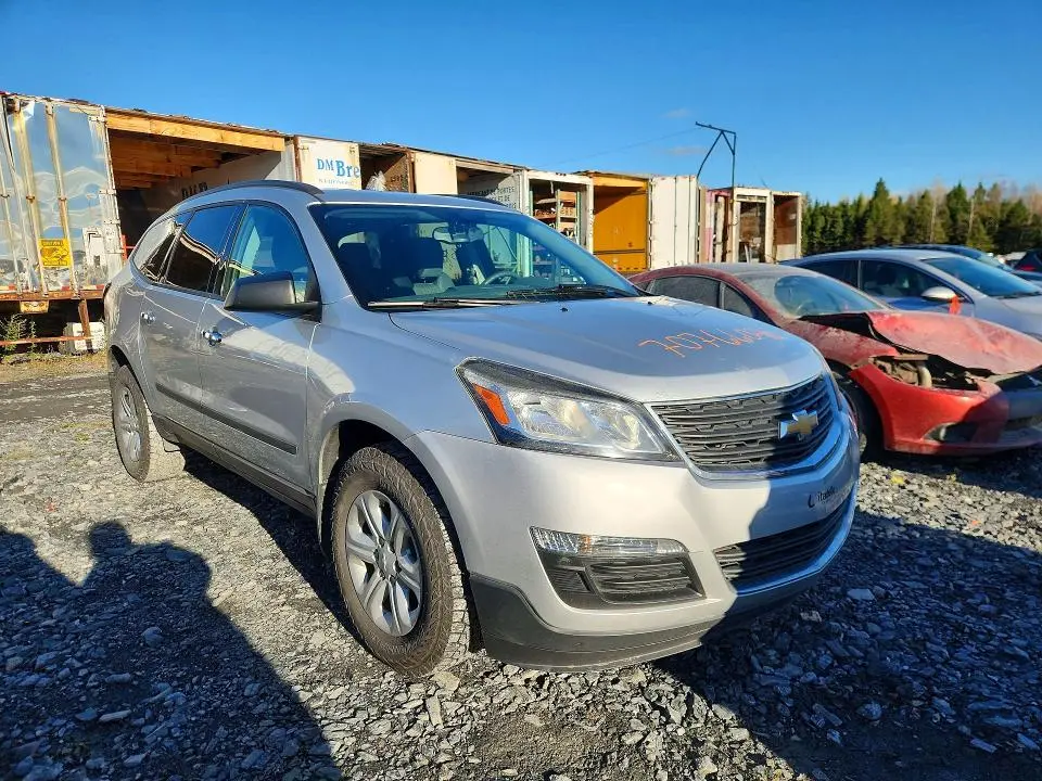 2016 CHEVROLET TRAVERSE LS  
