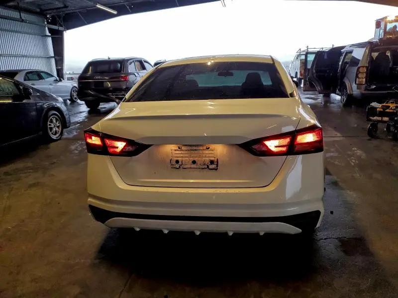 2019 NISSAN ALTIMA S  