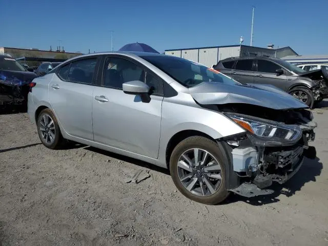 2023 NISSAN VERSA SV  