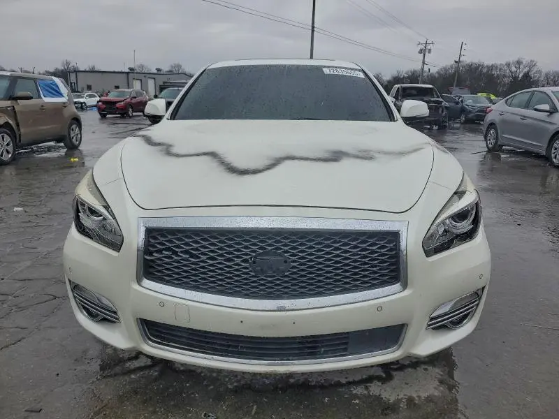 2018 INFINITI Q70L 3.7 LUXE  