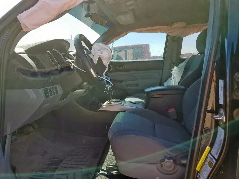 2015 TOYOTA TACOMA V6  