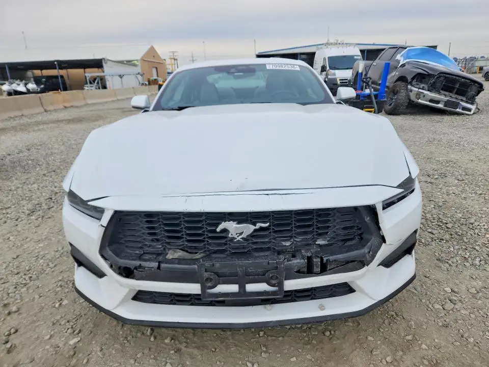 2025 FORD MUSTANG   