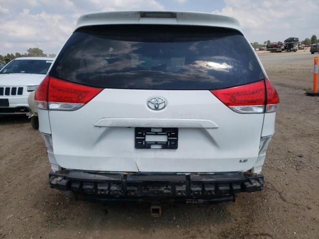 2011 TOYOTA SIENNA LE