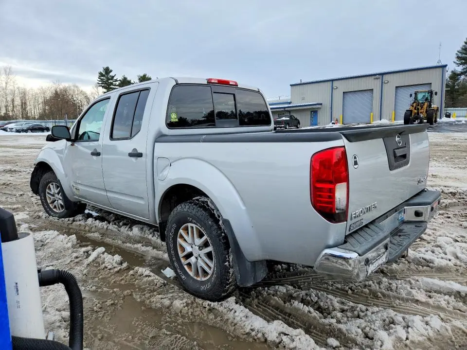 2015 NISSAN FRONTIER S  