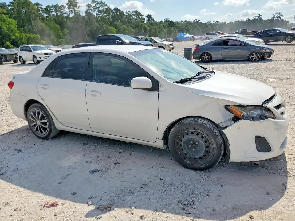 2012 TOYOTA COROLLA LE  