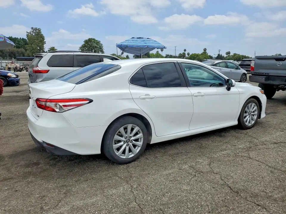 2019 TOYOTA CAMRY LE  