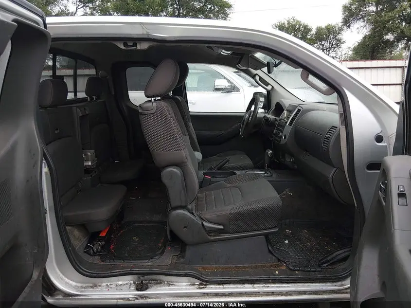 2014 NISSAN FRONTIER DESERT RUNNER