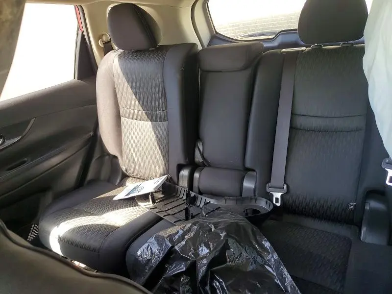 2017 NISSAN ROGUE SV  
