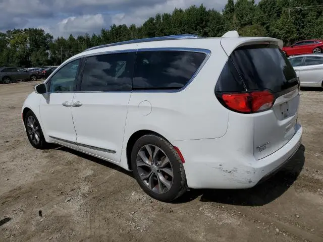 2017 CHRYSLER PACIFICA LIMITED  