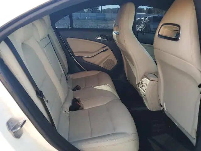 2018 MERCEDES-BENZ CLA 250 4MATIC  