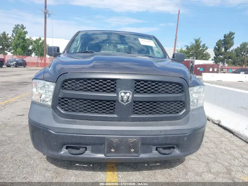 2018 RAM 1500 TRADESMAN  4X4 6'4 BOX