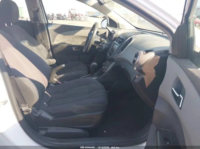 2013 CHEVROLET SONIC LT AUTO