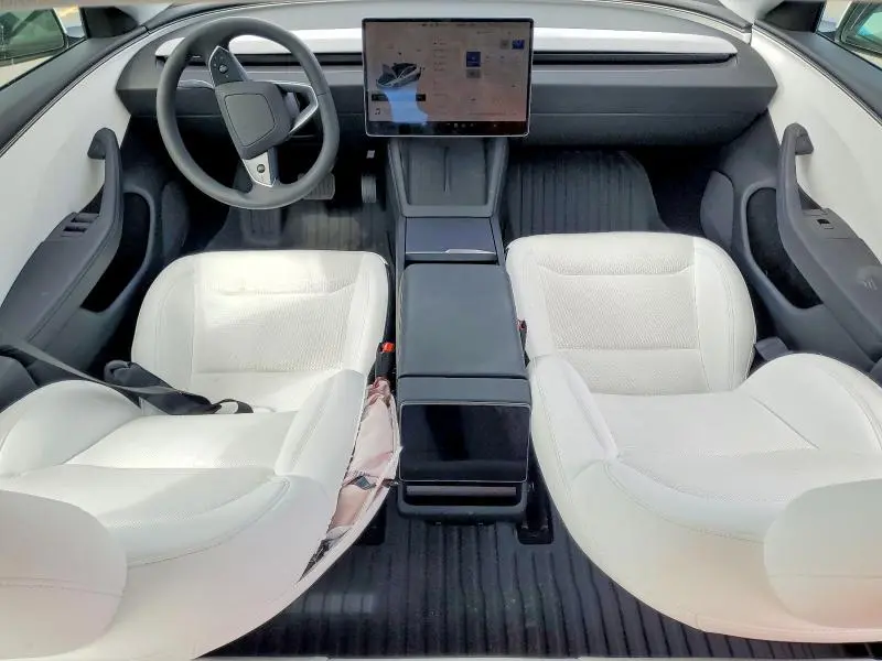 2026 TESLA MODEL 3   
