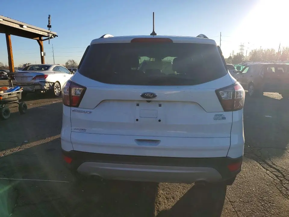 2018 FORD ESCAPE SEL  