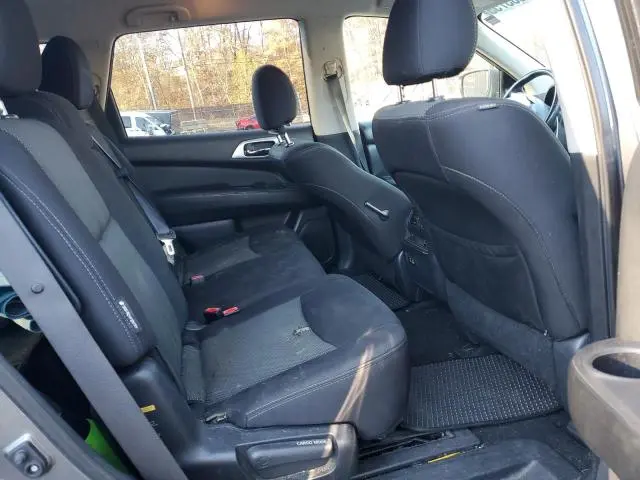 2019 NISSAN PATHFINDER S  