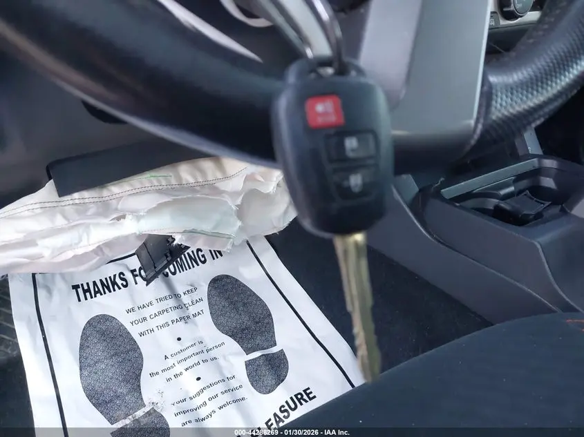 2020 TOYOTA TACOMA SR5 V6