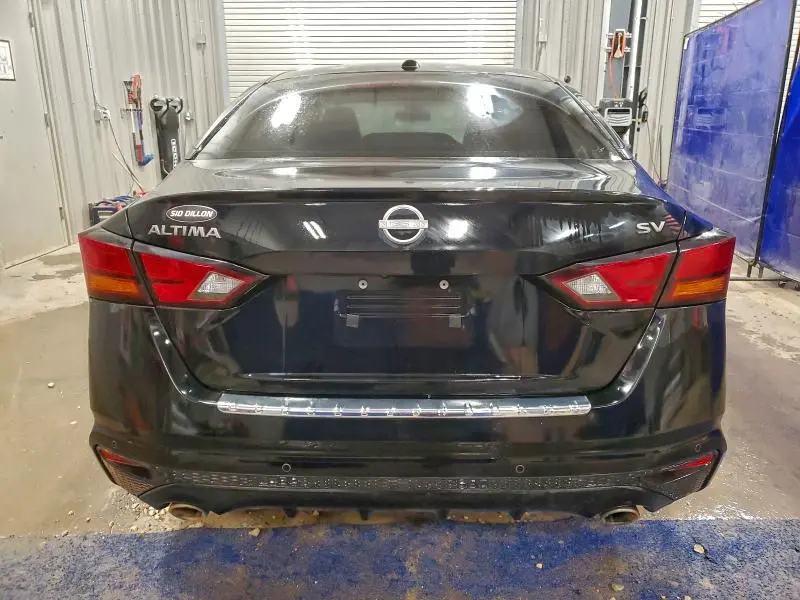 2023 NISSAN ALTIMA SV  