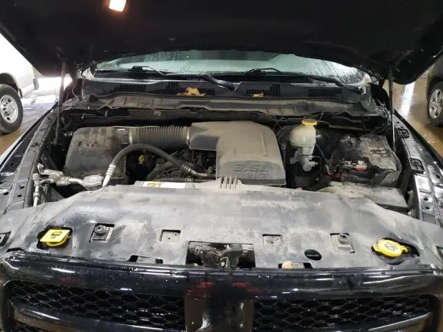 2017 RAM 1500 SLT